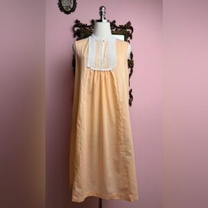 Vintage Sears Peach Perma-Prest Eyelet Lace Nightie Medium 36